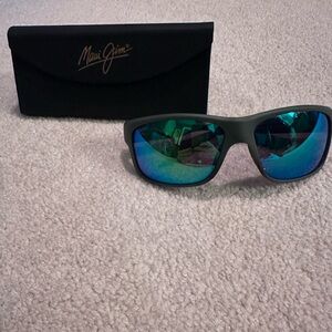 Maui Jim Black Sunglasses with Blue Lenses